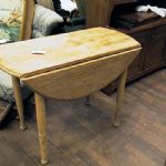 161 5243 DROP-LEAF TABLE